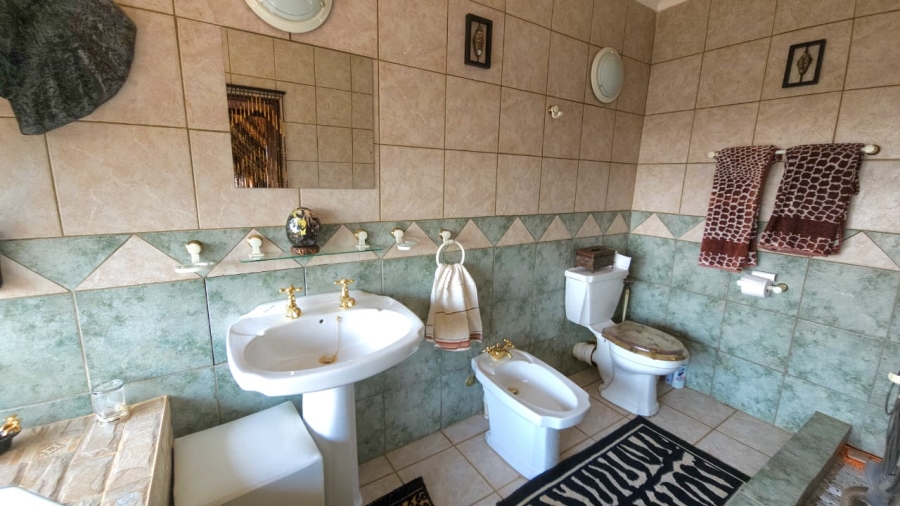 3 Bedroom Property for Sale in Kosmos North West